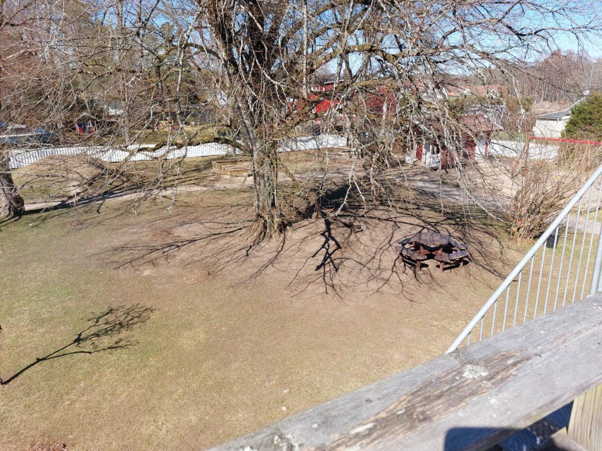Alingsås Flora Dekor Gaestgard, Lenagardenゲストハウス エクステリア 写真