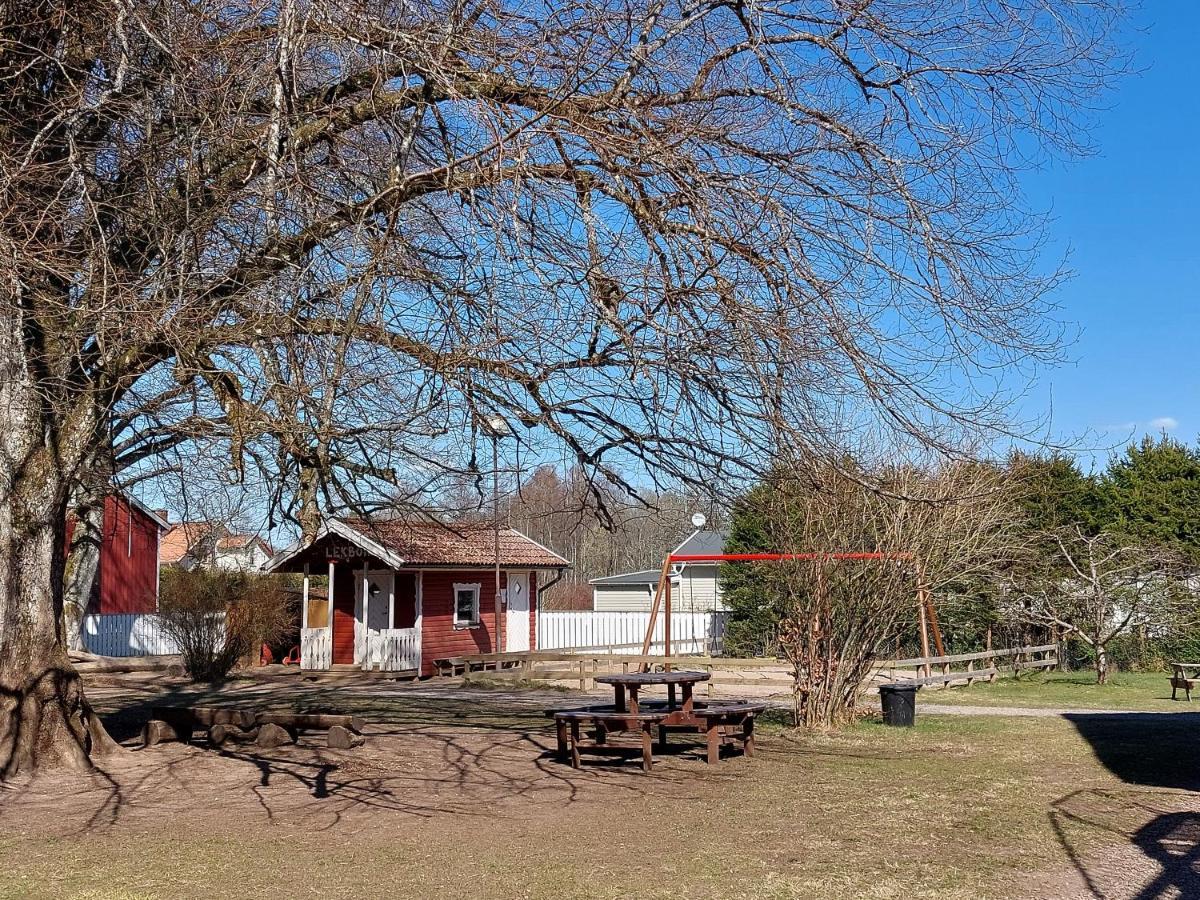 Alingsås Flora Dekor Gaestgard, Lenagardenゲストハウス エクステリア 写真